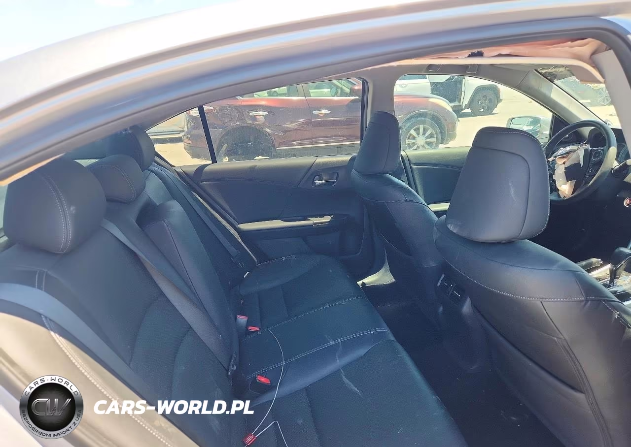 2017 Honda Accord Touring VIN:1HGCR3F97HA033644 - 10