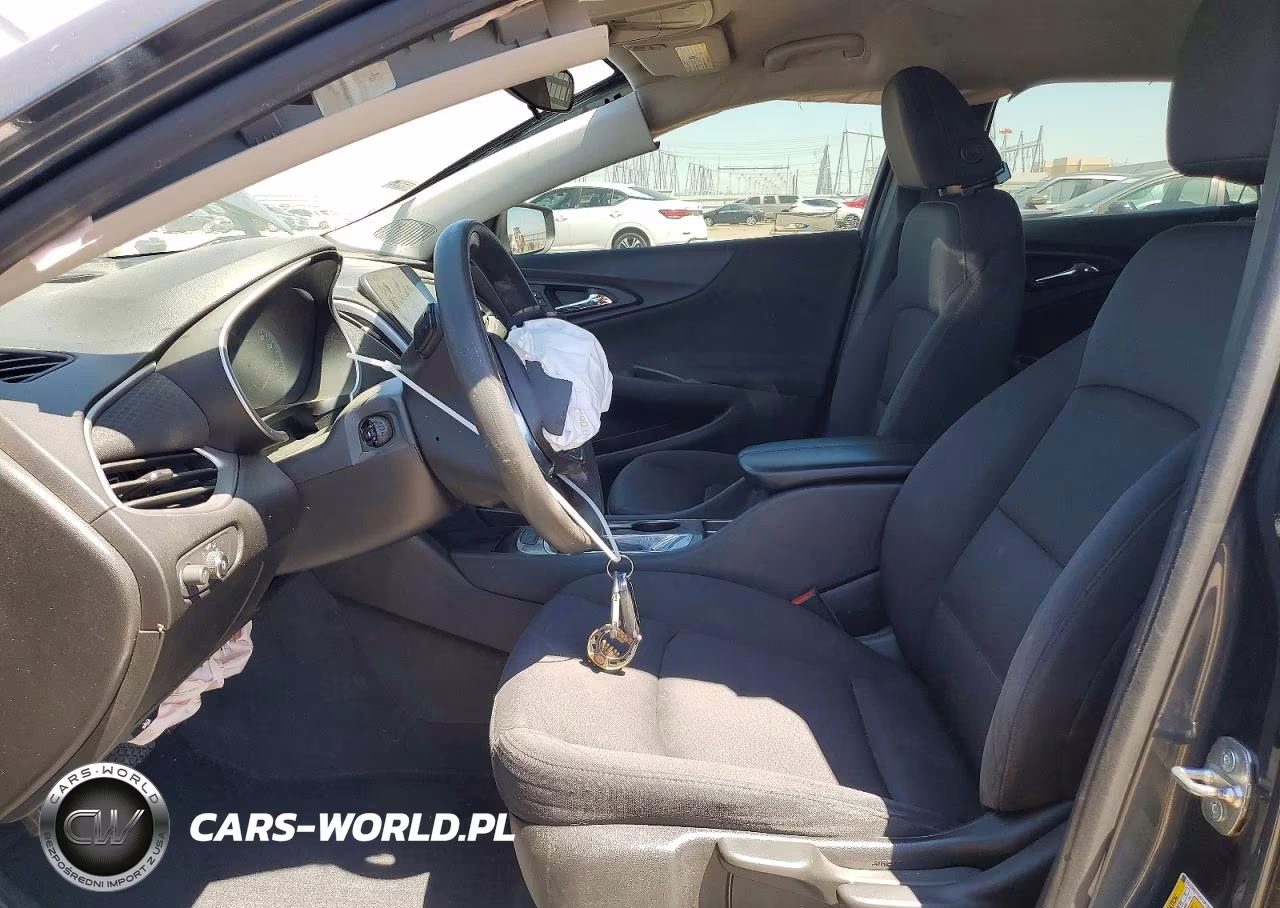 2019 Chevrolet Malibu Ls VIN:1G1ZB5ST6KF196184 - 7
