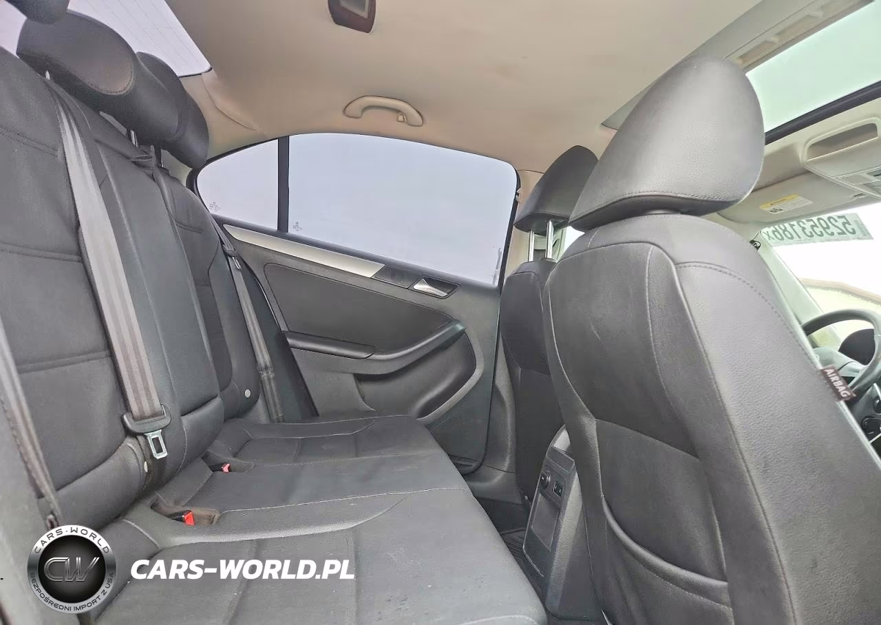 2011 Volkswagen Jetta Tdi VIN:3VWLL7AJ0BM111553 - 10