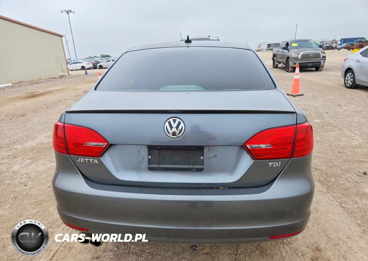 2011 Volkswagen Jetta Tdi VIN:3VWLL7AJ0BM111553 - 6