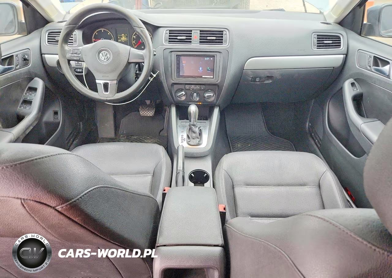 2011 Volkswagen Jetta Tdi VIN:3VWLL7AJ0BM111553 - 8
