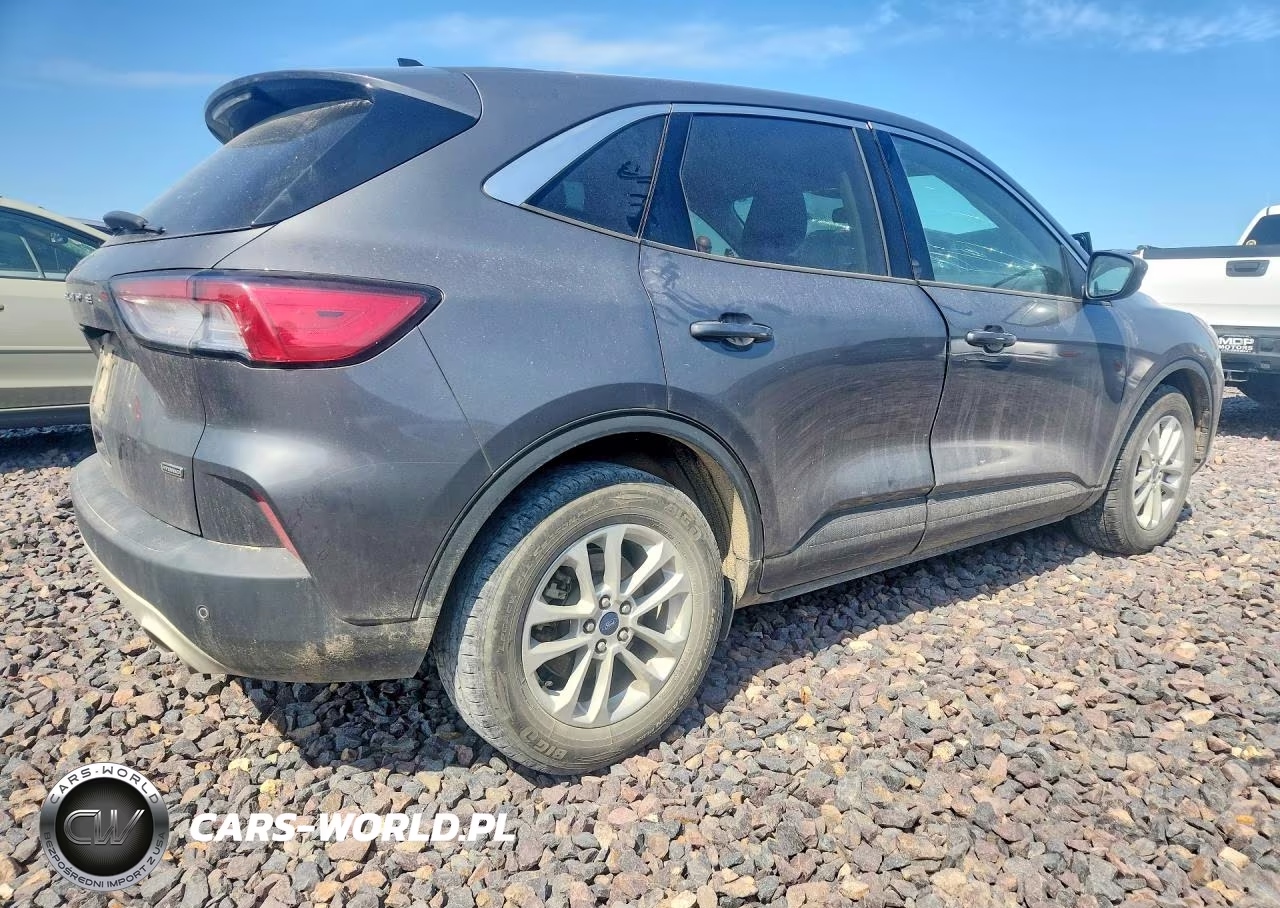 2021 Ford Escape Se VIN:1FMCU0BZ4MUA78417 - 3
