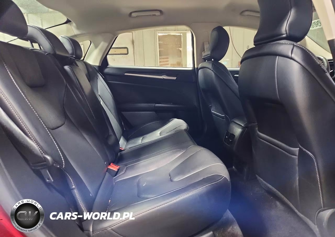 2018 Ford Fusion Titanium VIN:3FA6P0RU4JR120564 - 10