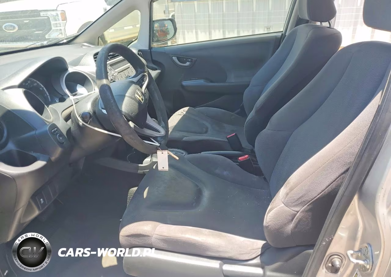 2012 Honda Fit VIN:JHMGE8H38CC017000 - 7