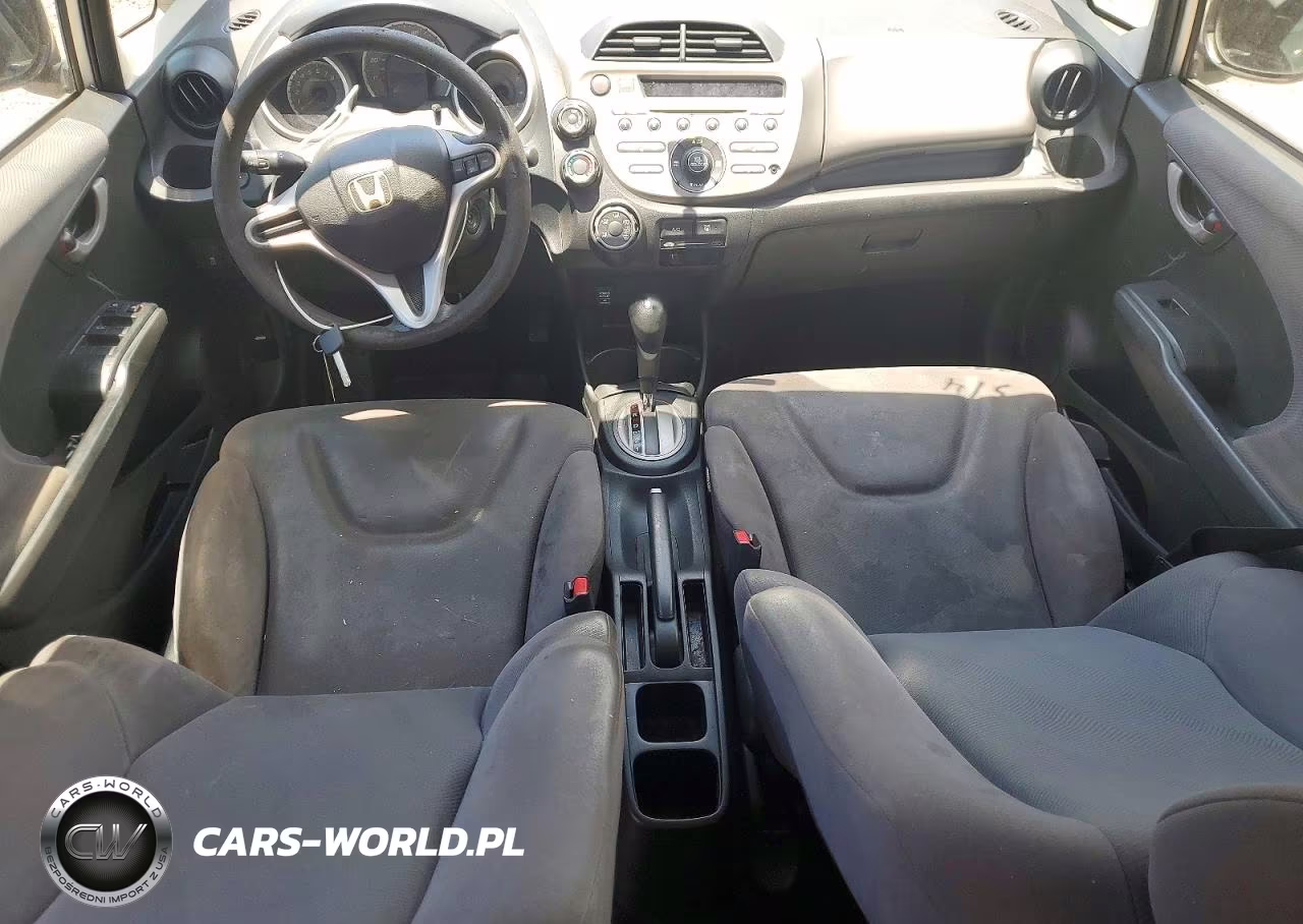 2012 Honda Fit VIN:JHMGE8H38CC017000 - 8