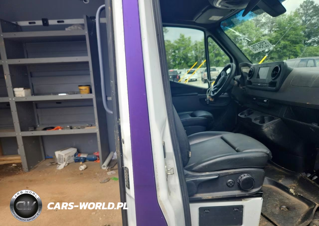 2023 Mercedes-Benz Sprinter 2500 VIN:W1Y4KCHY9PT137773 - 11