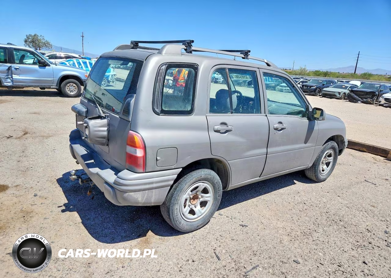 2000 Chevrolet Tracker VIN:2CNBE13C1Y6912768 - 3