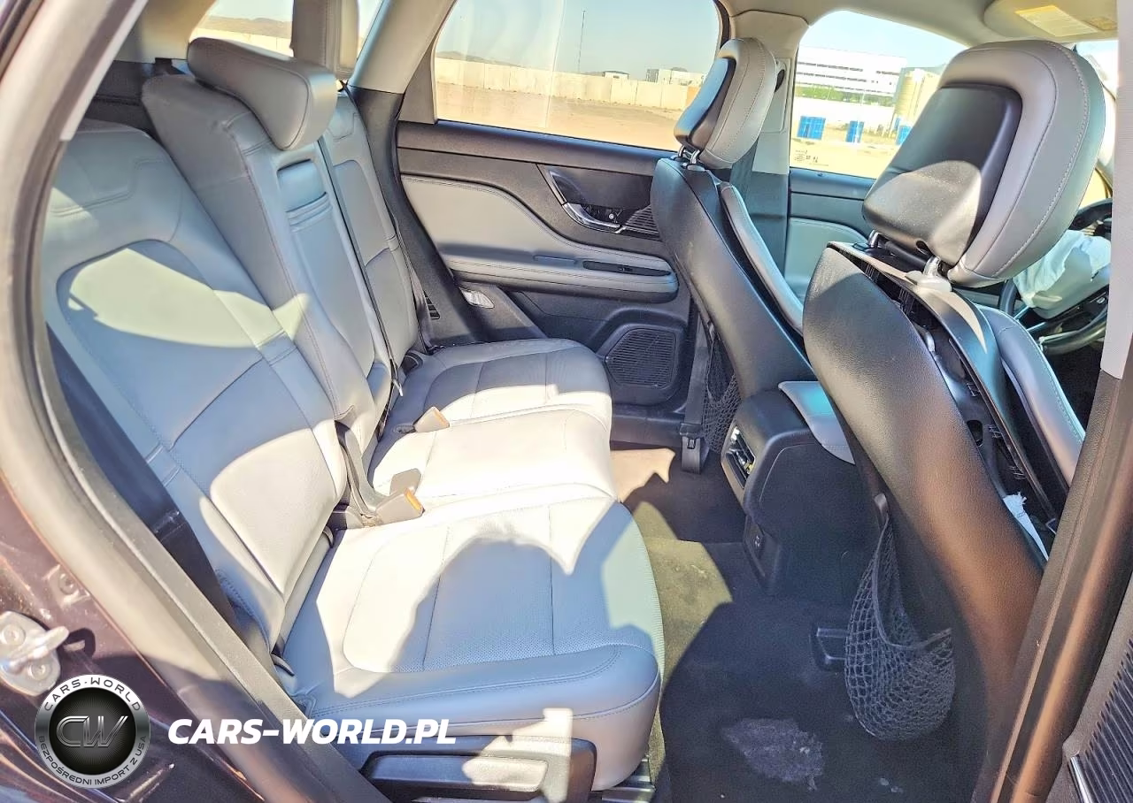 2020 Lincoln Corsair VIN:5LMCJ1C96LUL21816 - 11