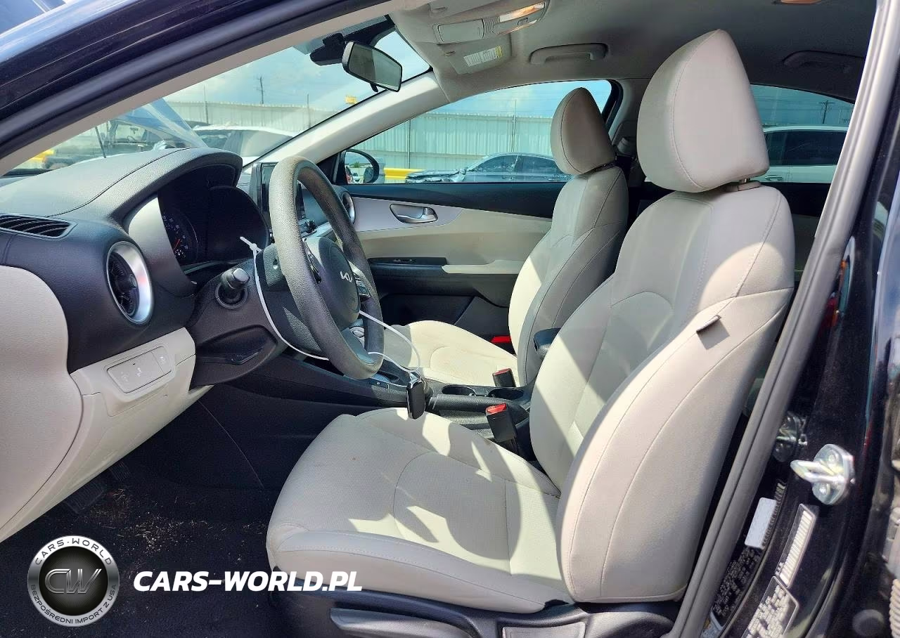 2023 Kia Forte Lxs VIN:3KPF24AD2PE592533 - 7