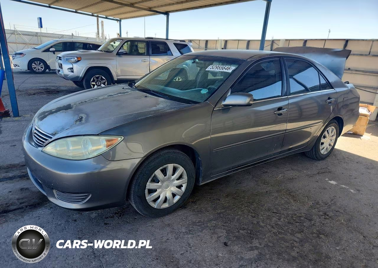 2005 Toyota Camry Le