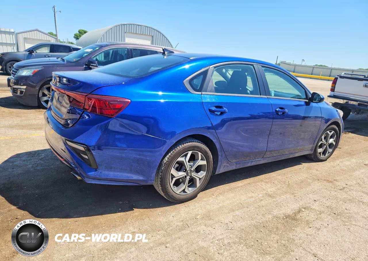 2021 Kia Forte Lxs VIN:3KPF24AD6ME280498 - 3