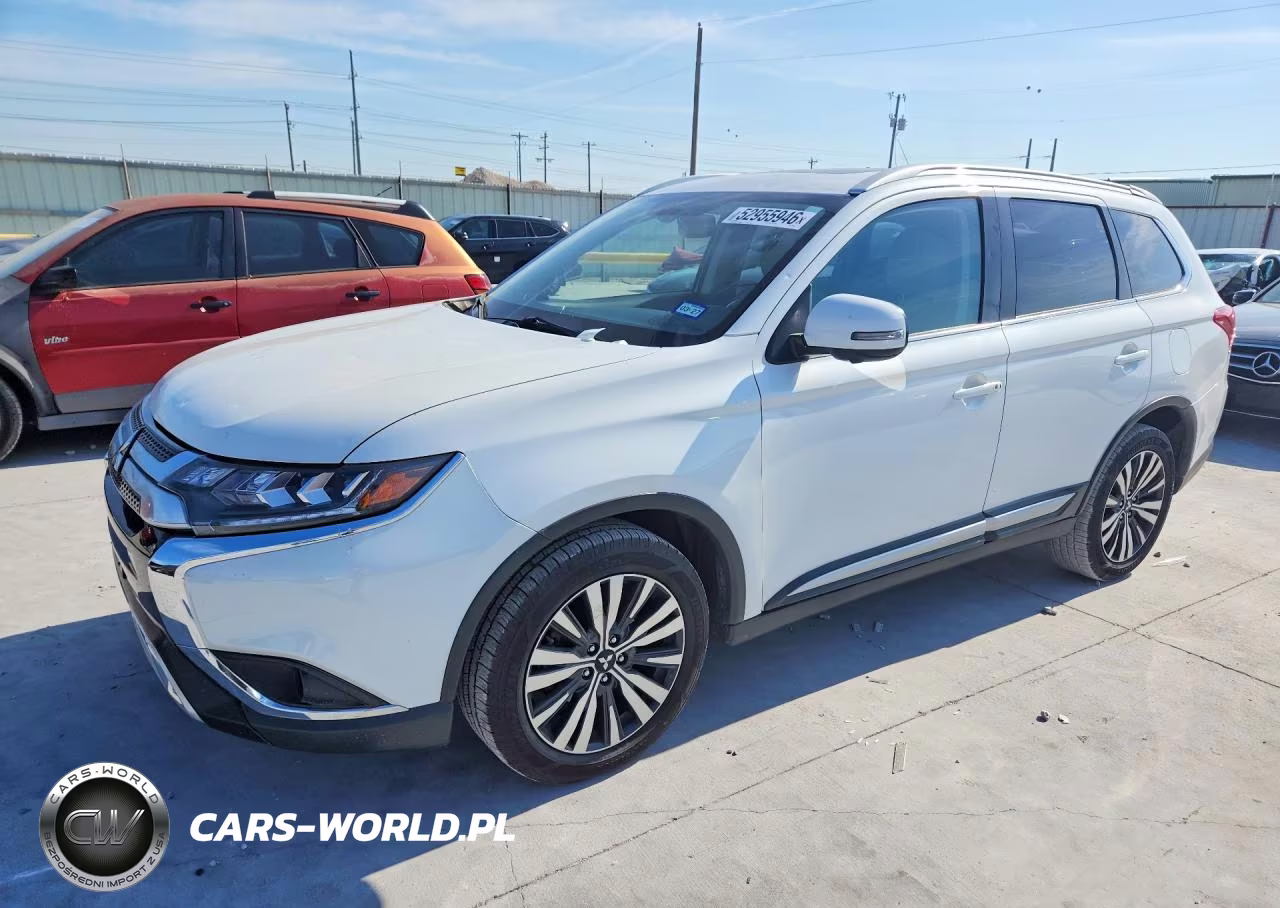 2019 Mitsubishi Outlander Se – zdjęcie 1 z 12