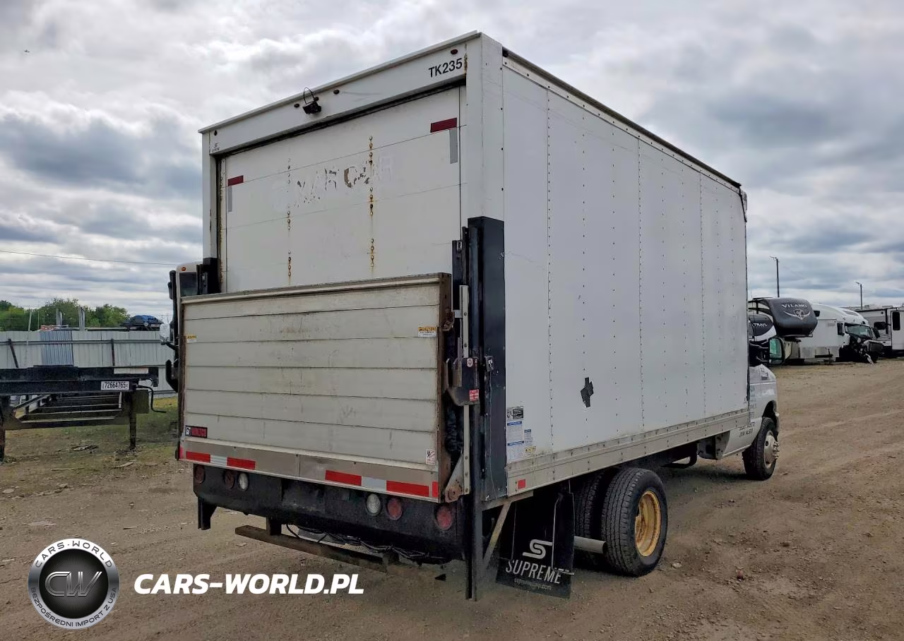 2018 Ford E450 Delivery Truck VIN:1FDXE4FS1JDC21564 - 3