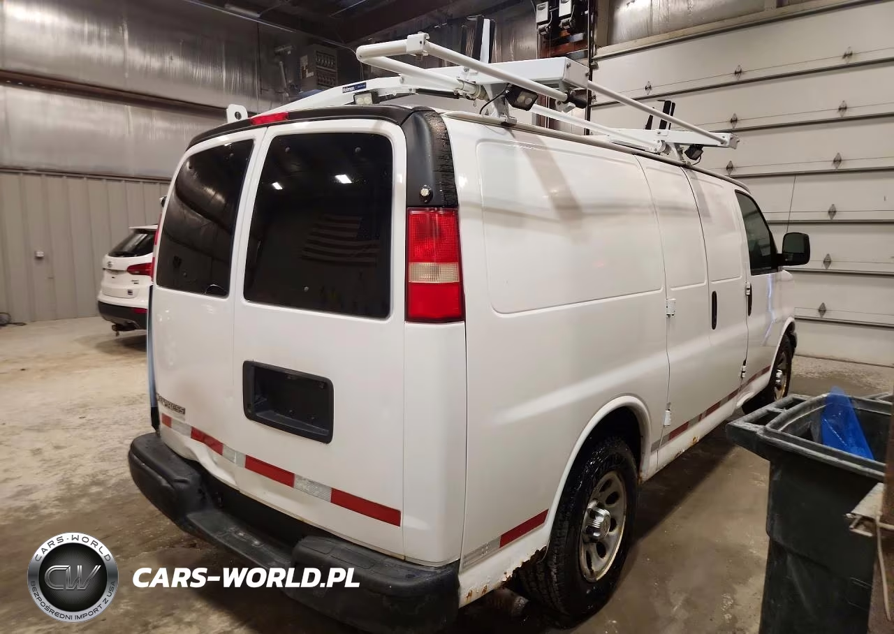 2013 Chevrolet Express G1500 VIN:1GCSHAF44D1178480 - 3