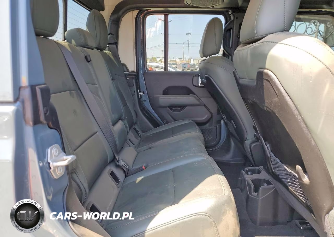 2025 Jeep Gladiator Mojave VIN:1C6RJTEG5SL529027 - 10
