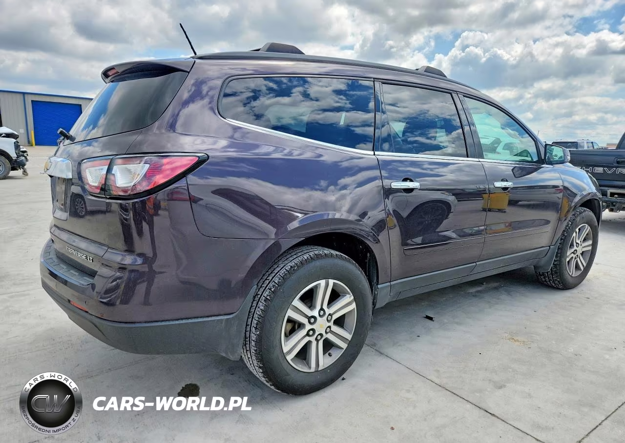 2015 Chevrolet Traverse Lt VIN:1GNKRHKDXFJ124896 - 3