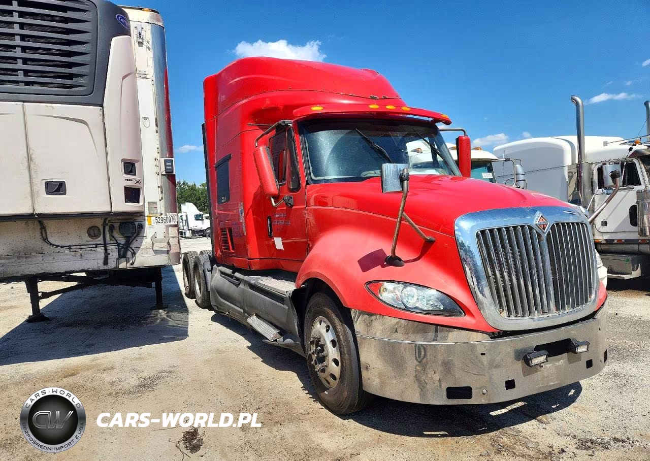 2016 International Prostar Semi Truck