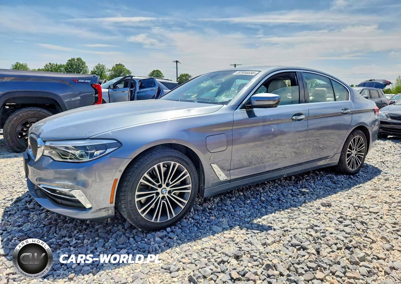 2018 BMW 530Xe