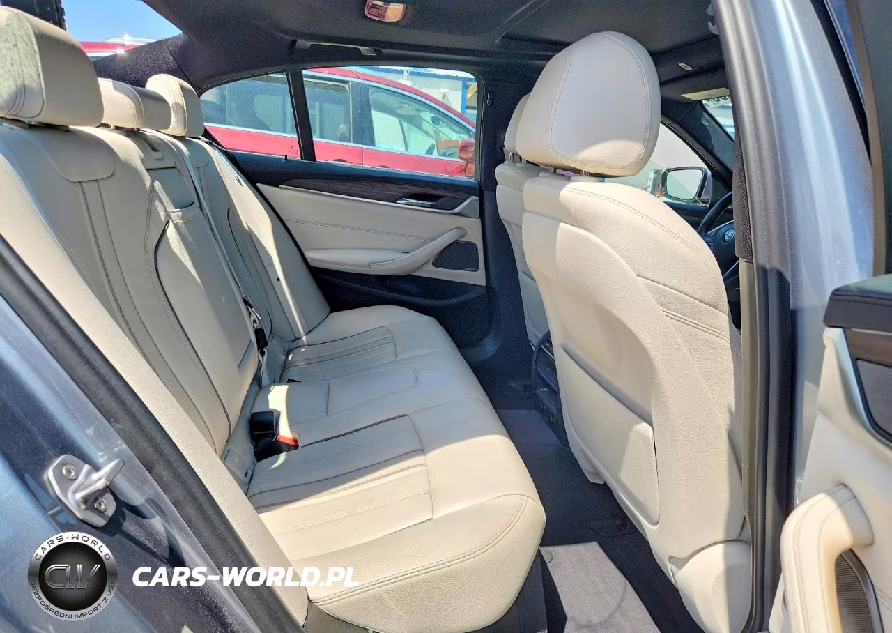 2018 BMW 530Xe VIN:WBAJB1C57JB084185 - 10