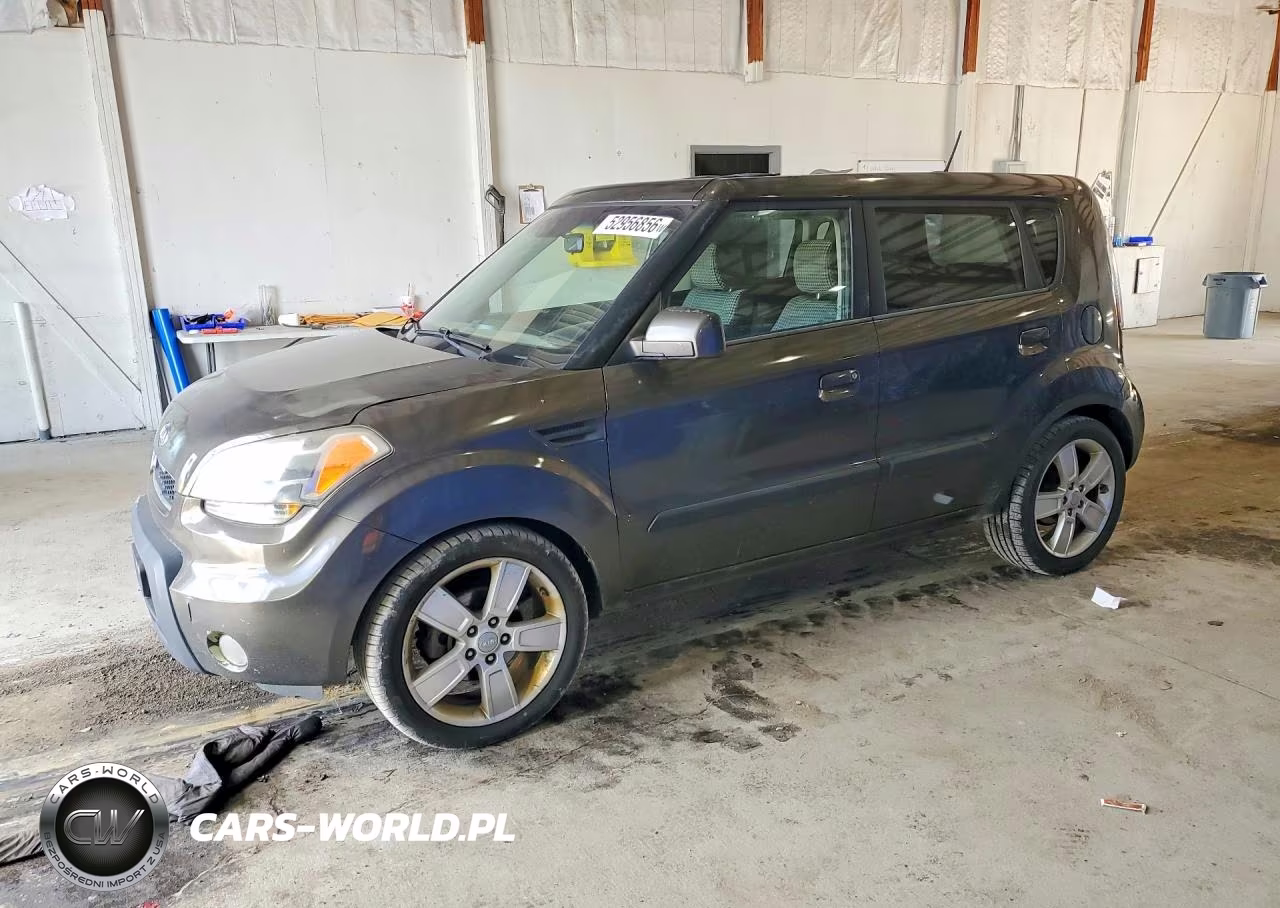 2010 Kia Soul +