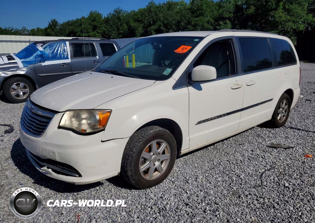 2012 Chrysler Town & Country Touring