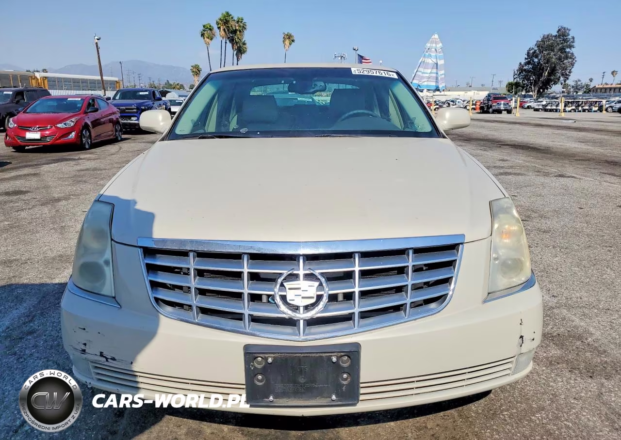 2011 Cadillac Dts VIN:1G6KA5E61BU103636 - 5