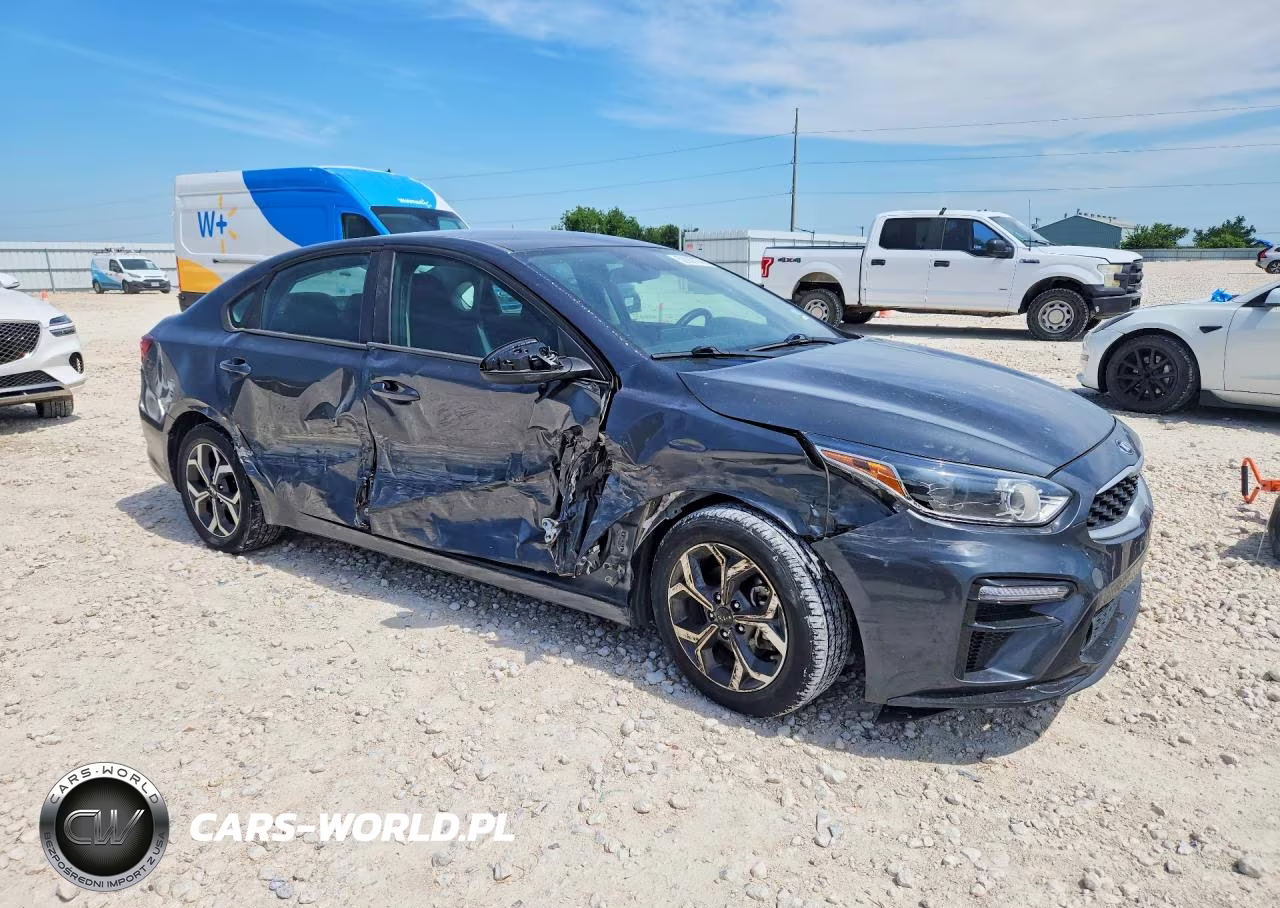 2019 Kia Forte Lxs VIN:3KPF24AD9KE098243 - 4