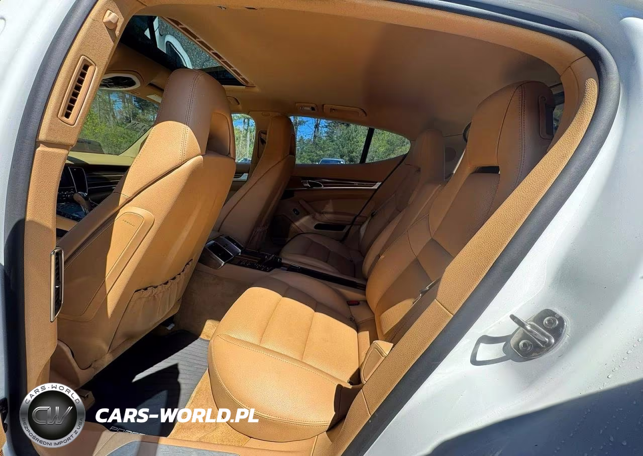 2015 Porsche Panamera S VIN:WP0AB2A72FL051335 - 14