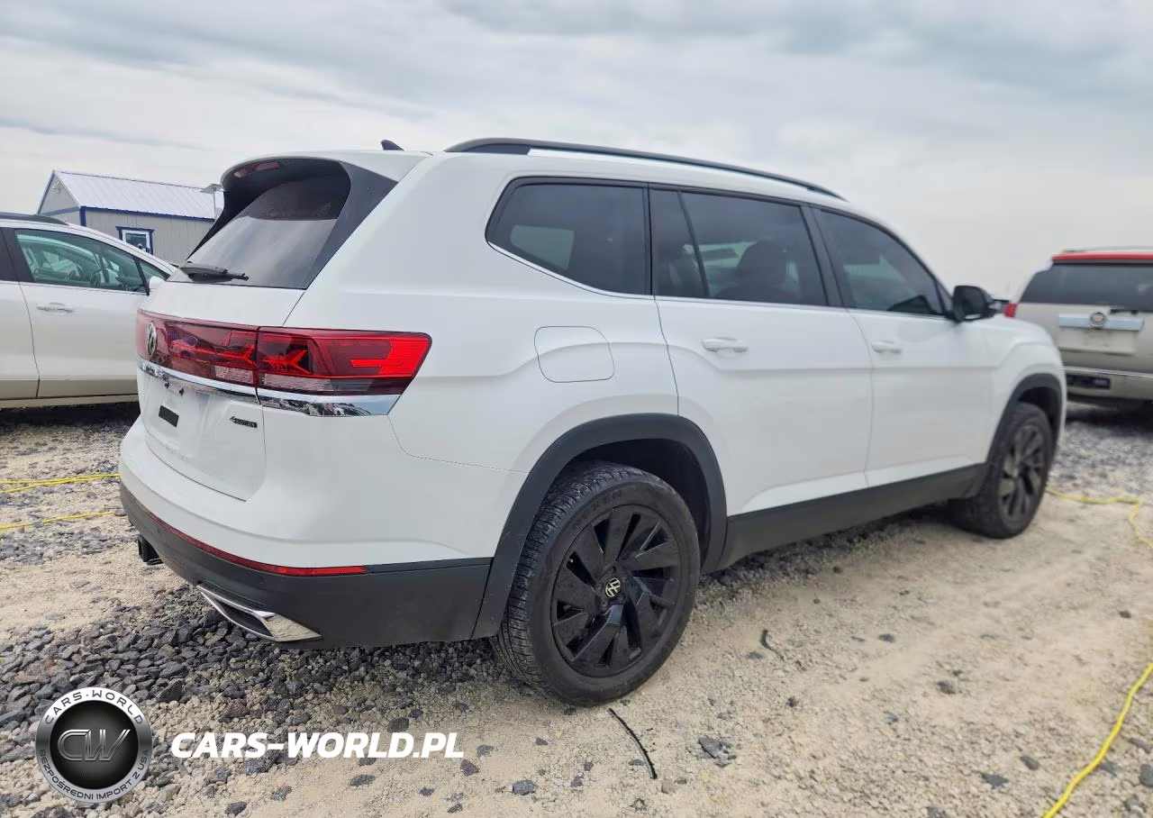 2024 Volkswagen Atlas Se VIN:1V2HR2CA0RC545215 - 3