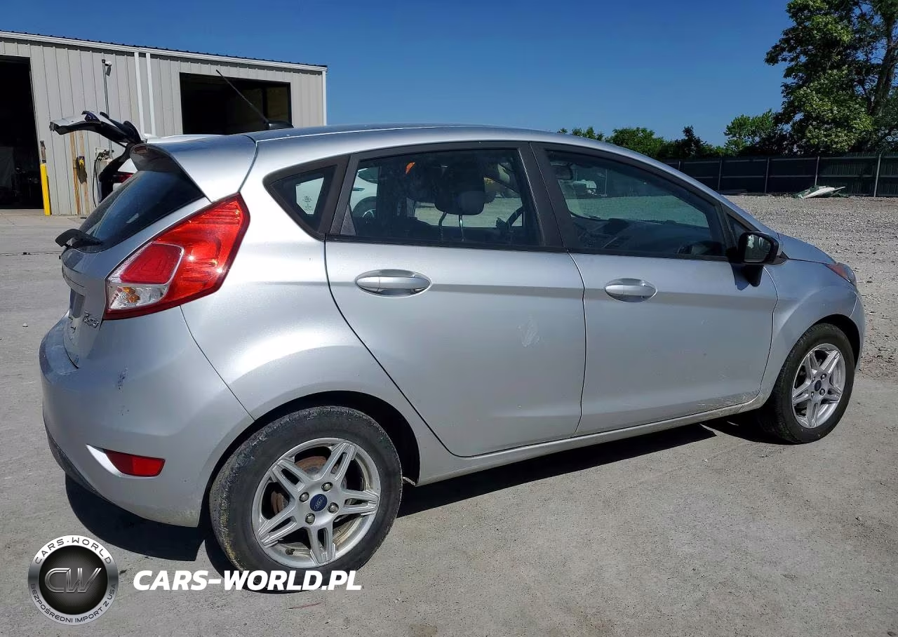 2019 Ford Fiesta Se VIN:3FADP4EJ7KM142874 - 3