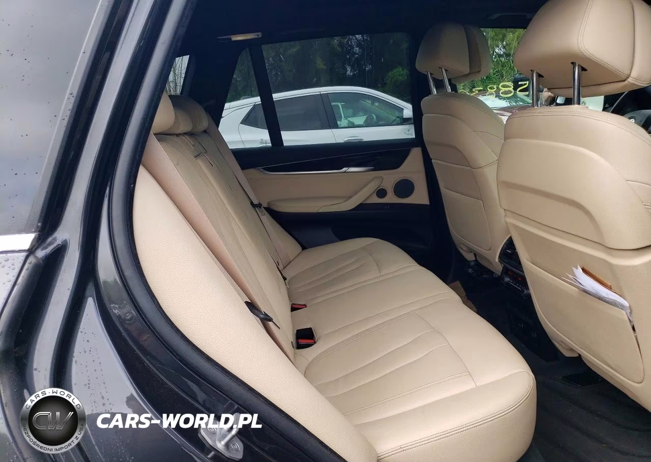 2018 BMW X5 Xdr40E VIN:5UXKT0C58J0V99396 - 11