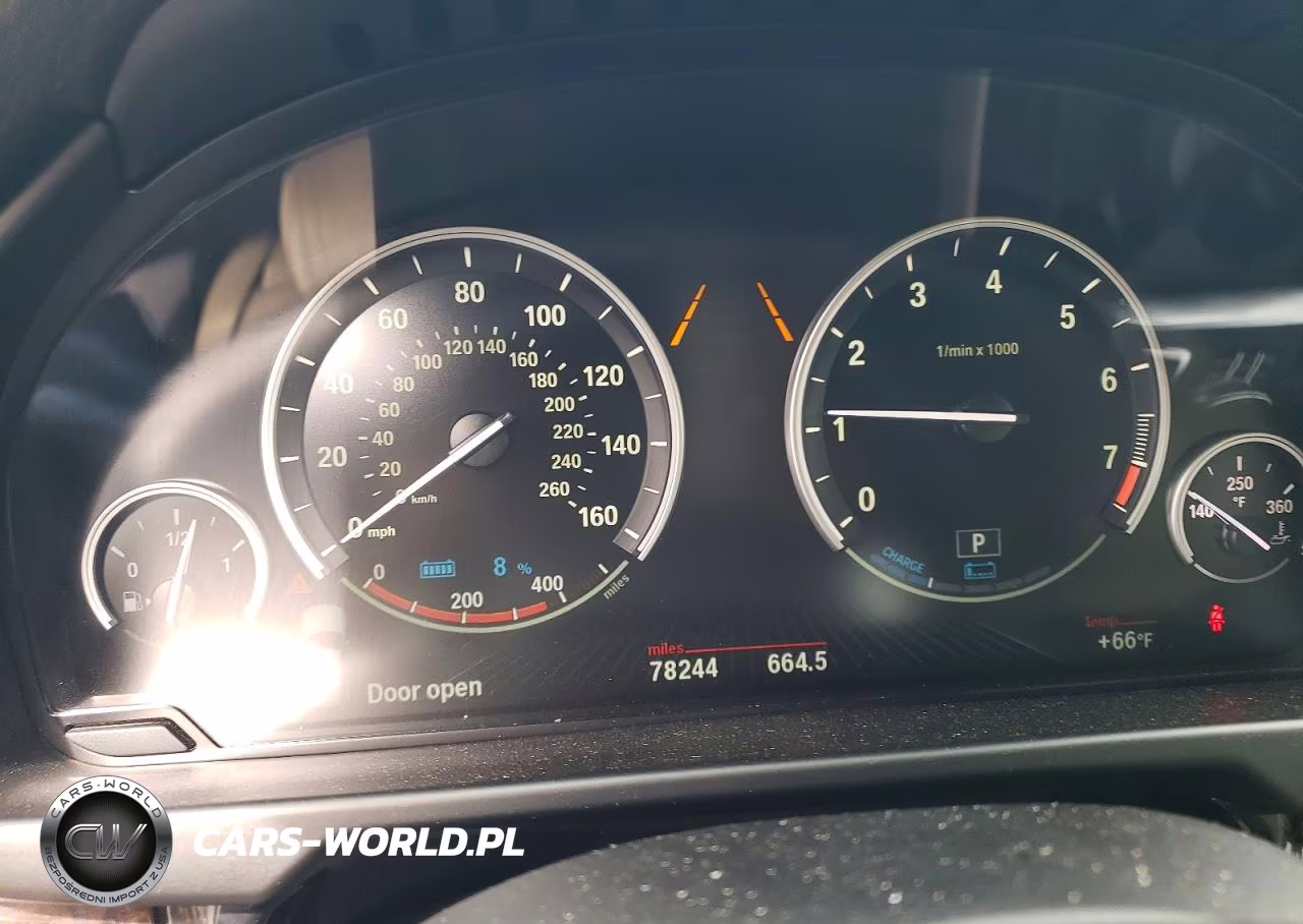 2018 BMW X5 Xdr40E VIN:5UXKT0C58J0V99396 - 9