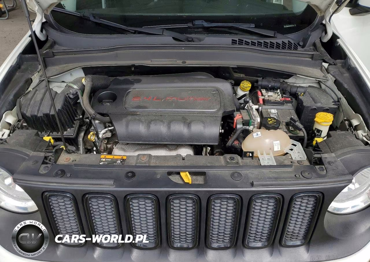 2017 Jeep Renegade Latitude VIN:ZACCJABB0HPE93179 - 12