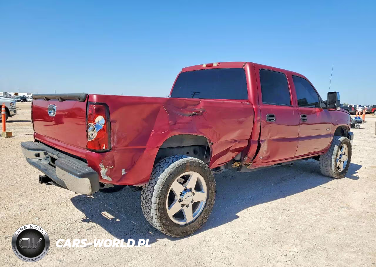 2007 Chevrolet Silverado K2500 Heavy Duty VIN:1GCHK23D27F103662 - 3