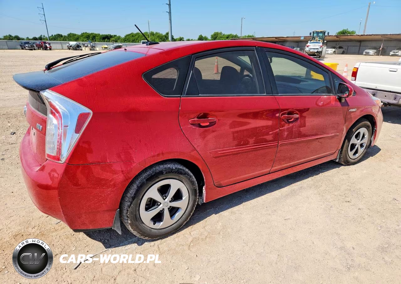 2014 Toyota Prius Three VIN:JTDKN3DU5E1749175 - 3