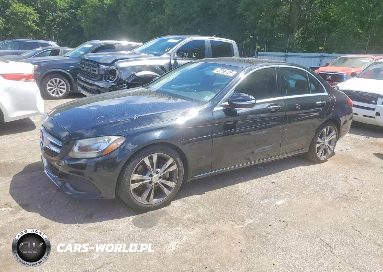 2015 Mercedes-Benz C 300