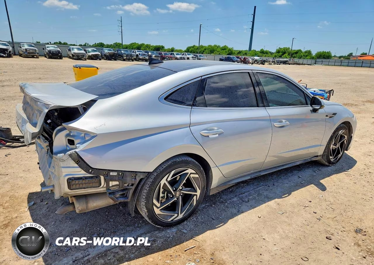 2024 Hyundai Sonata Sel VIN:KMHL14JA2RA351312 - 3
