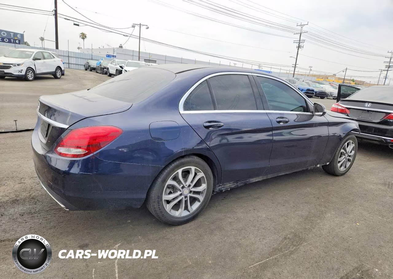 2017 Mercedes-Benz C 300 VIN:55SWF4JBXHU186917 - 3