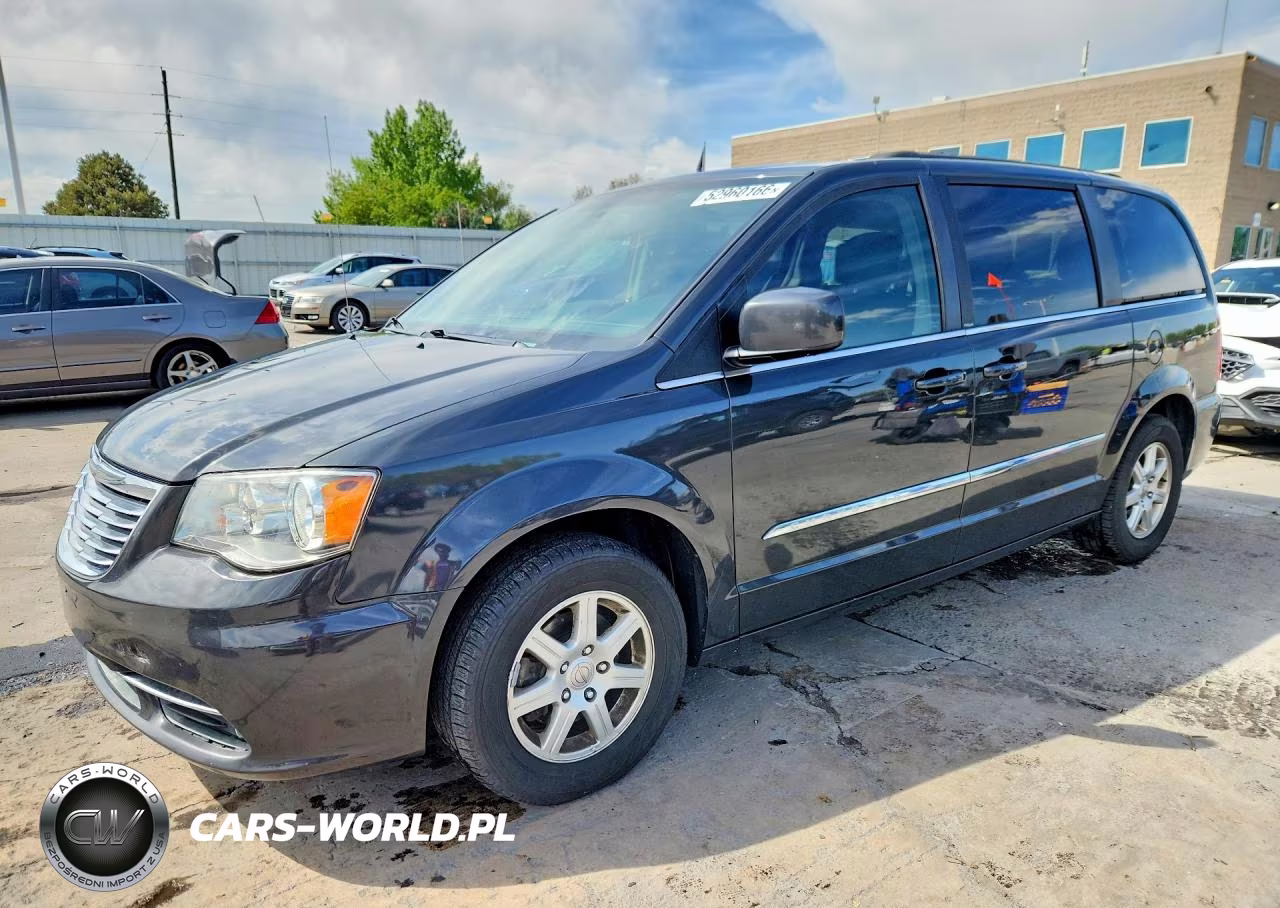 2012 Chrysler Town & Country Touring