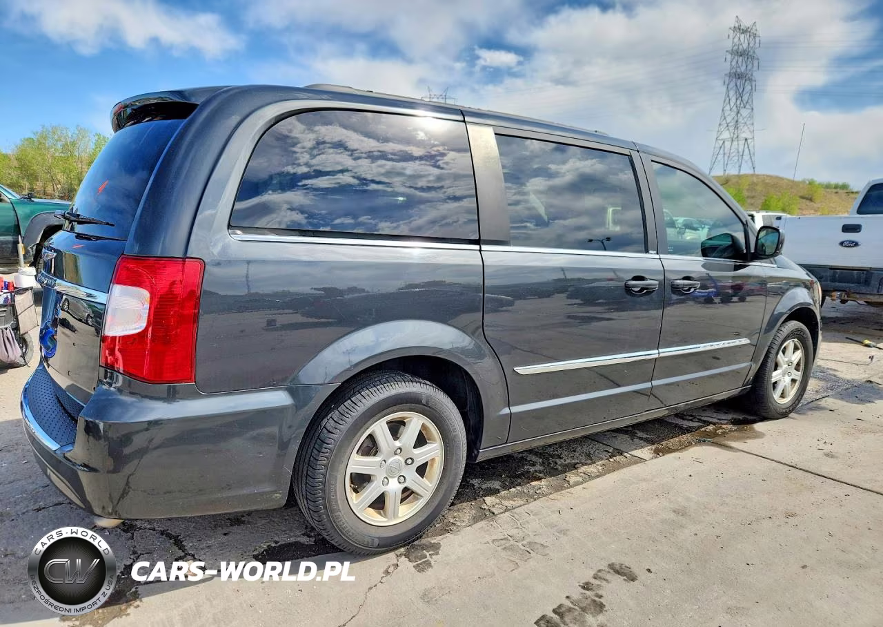 2012 Chrysler Town & Country Touring VIN:2C4RC1BG9CR367813 - 3