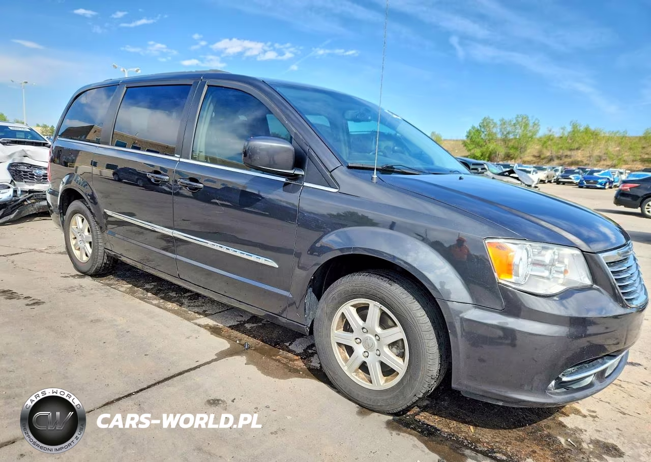 2012 Chrysler Town & Country Touring VIN:2C4RC1BG9CR367813 - 4