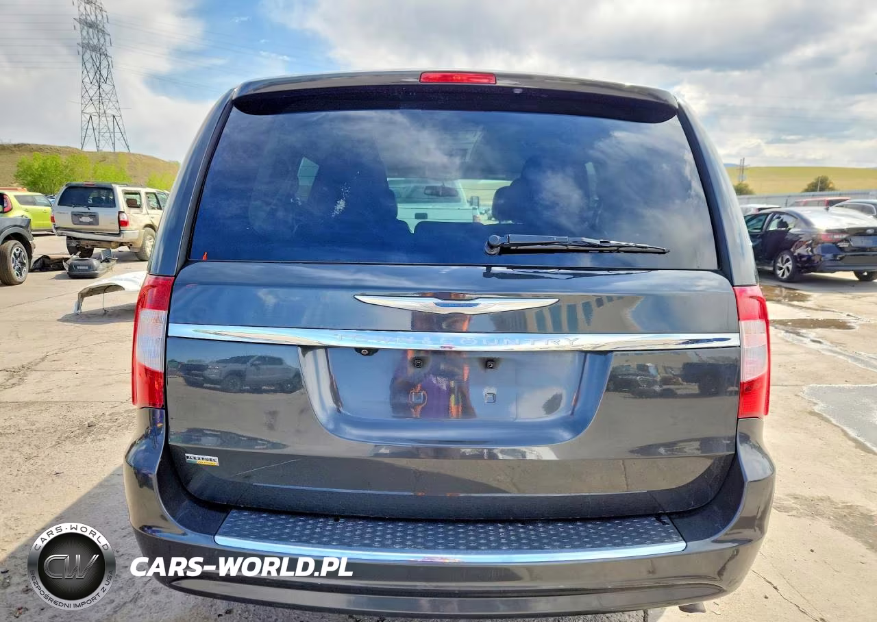 2012 Chrysler Town & Country Touring VIN:2C4RC1BG9CR367813 - 6