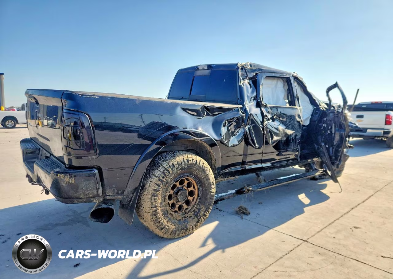2021 Ram 2500 Limited VIN:3C6UR5TL9MG610871 - 3