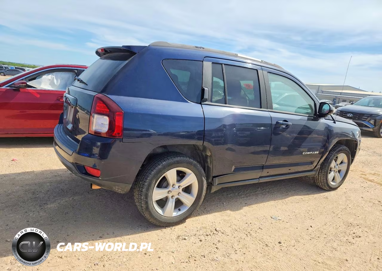 2016 Jeep Compass Sport VIN:1C4NJCBA9GD568437 - 3