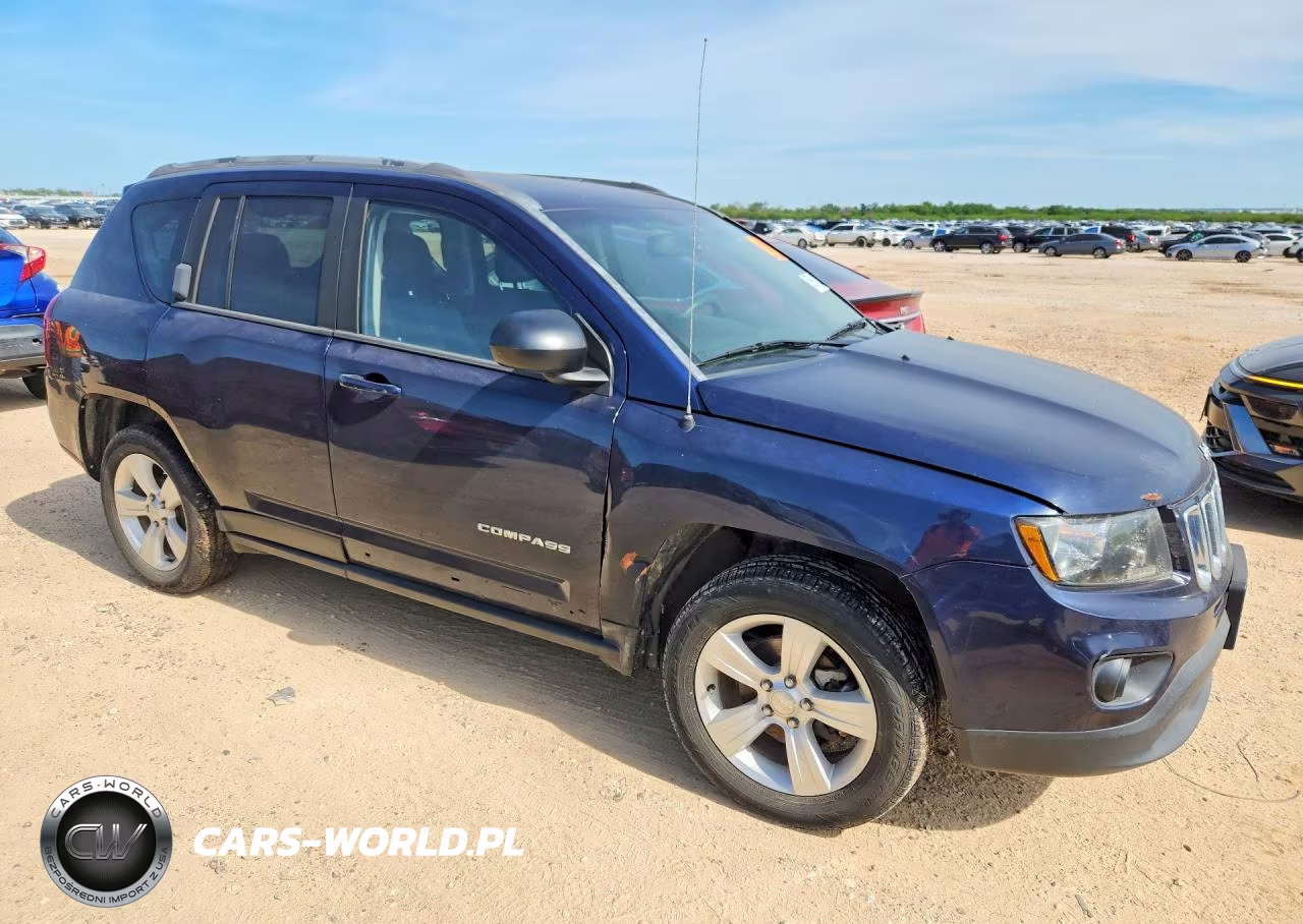 2016 Jeep Compass Sport VIN:1C4NJCBA9GD568437 - 4