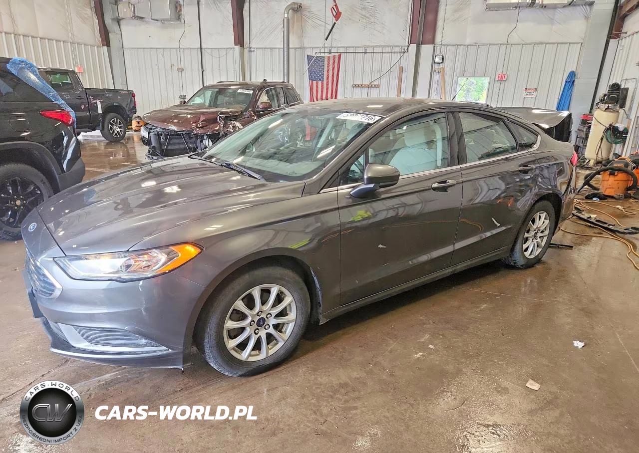 2017 Ford Fusion S – zdjęcie 1 z 13