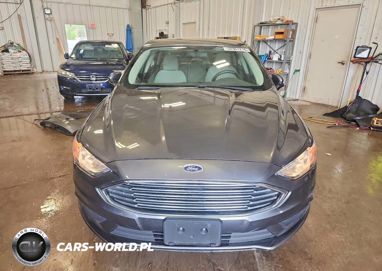 2017 Ford Fusion S VIN:3FA6P0G73HR108509 - 5