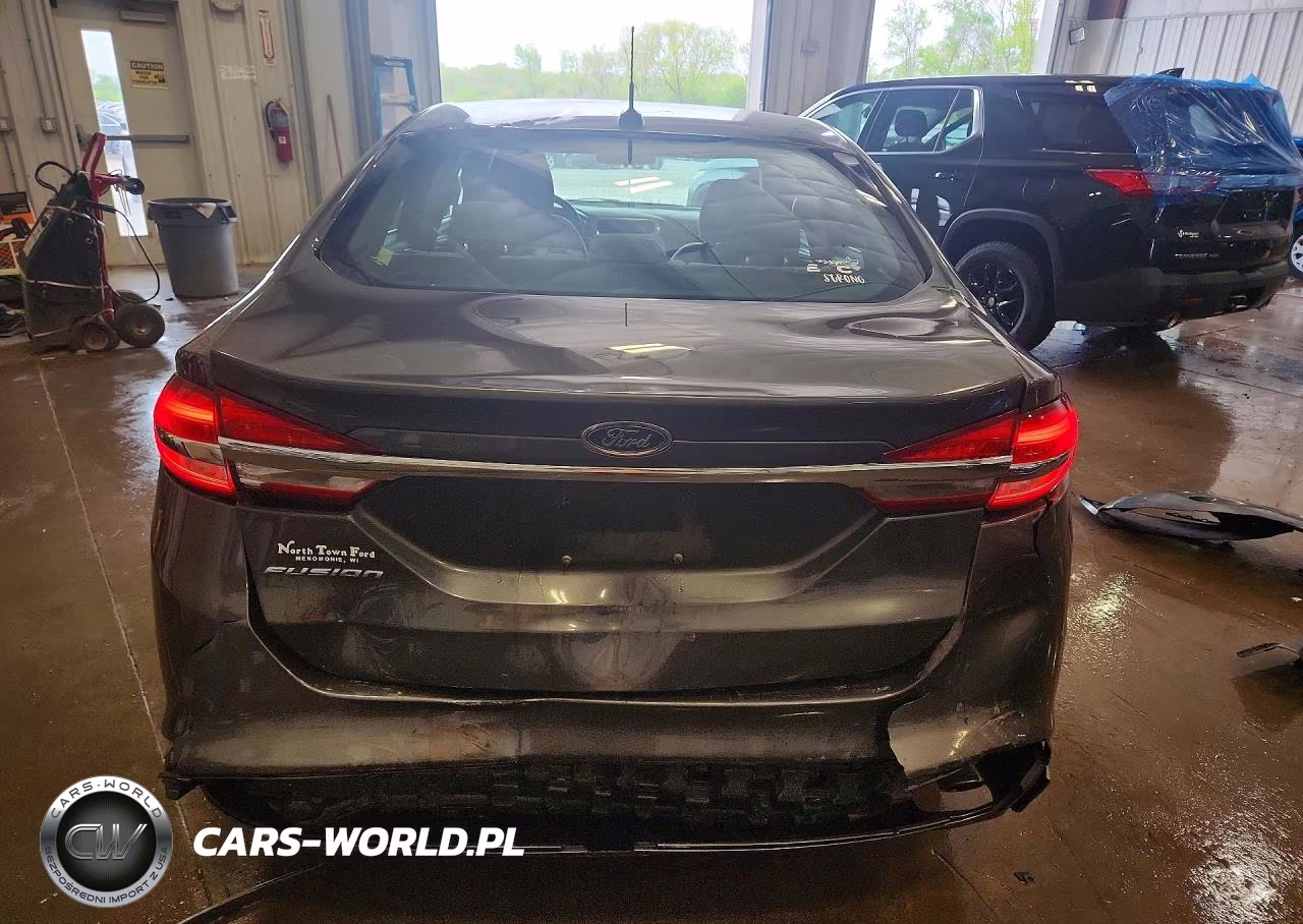 2017 Ford Fusion S VIN:3FA6P0G73HR108509 - 6