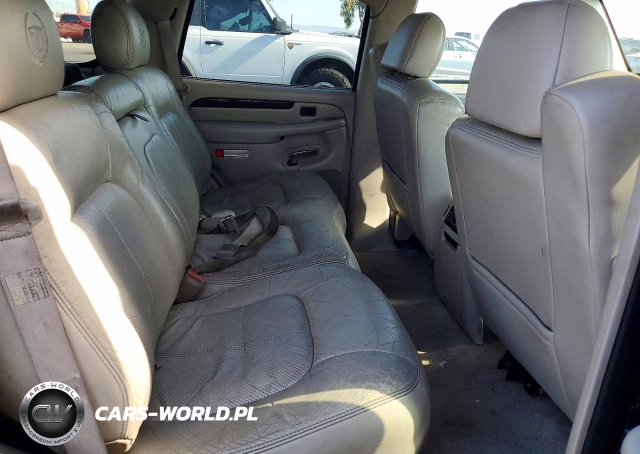 2002 Cadillac Escalade Luxury VIN:1GYEK63N22R310329 - 10
