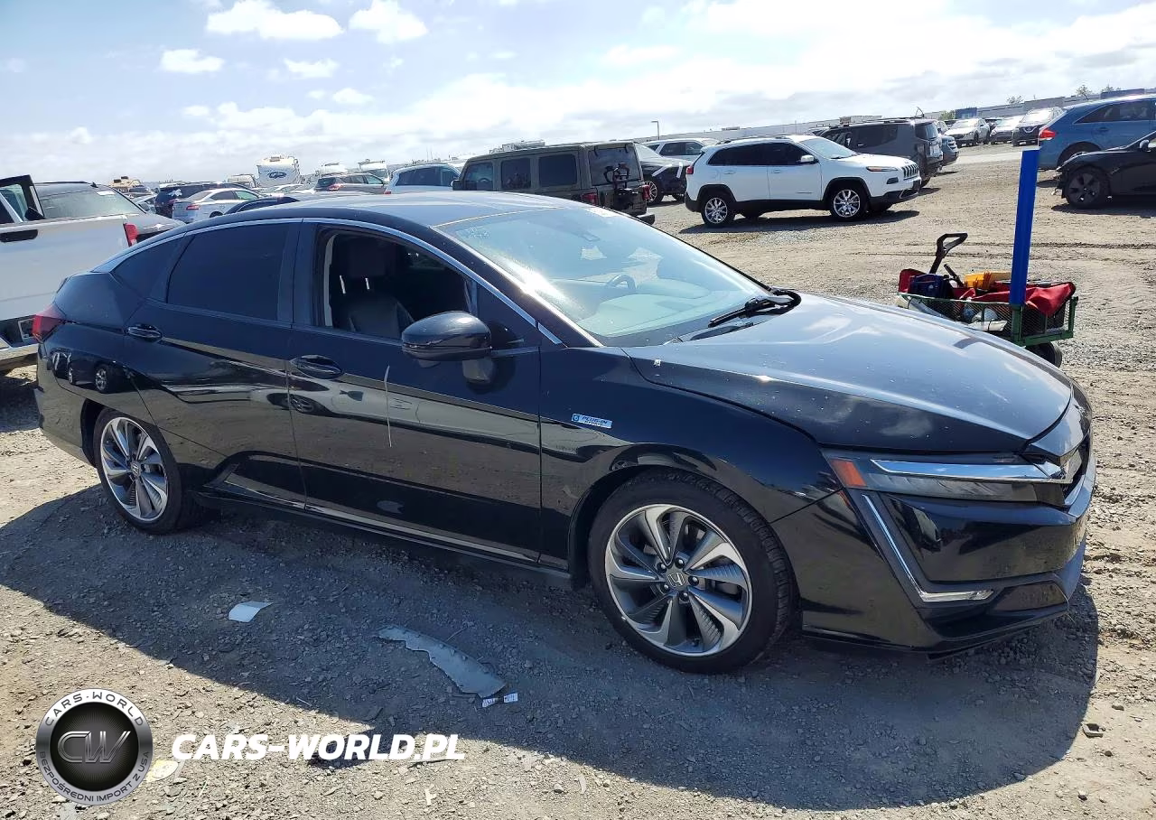 2018 Honda Clarity Touring VIN:JHMZC5F32JC005955 - 4